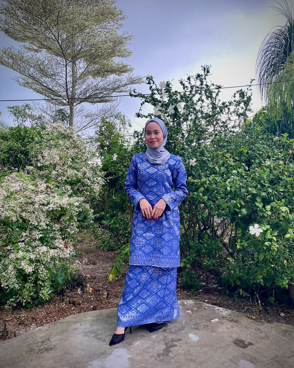 _mulansyafiqah's tweet photo. Pagi raya makan ketupat,
Nothing will tear us apart
Tibehhhh 😆
💙🤍💙🤍
Salam Lebaran guyssss 
#selamatharirayaaidilfitri #shramzb #teambiru #teamkedah #teamperak https://t.co/QCZpOGE3od