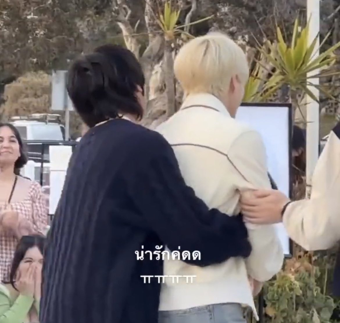 sweetieschannie's tweet photo. ; nohyuck few tweets au  

— Got To Believe In Magic https://t.co/7P7DNeXkOa