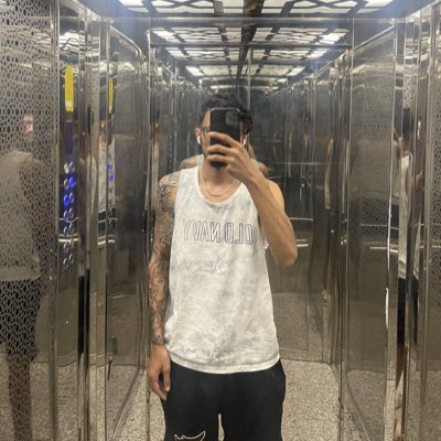 46MAGICC's tweet photo. #NewProfilePic https://t.co/ywzMXBy0ae