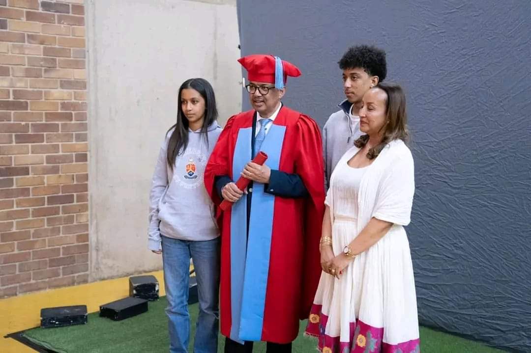 Medhny7's tweet photo. •ጫጫታ ያልተምበርከከ ጅግና 

@DrTedrom❤💜 https://t.co/Hd1dhGGQpB