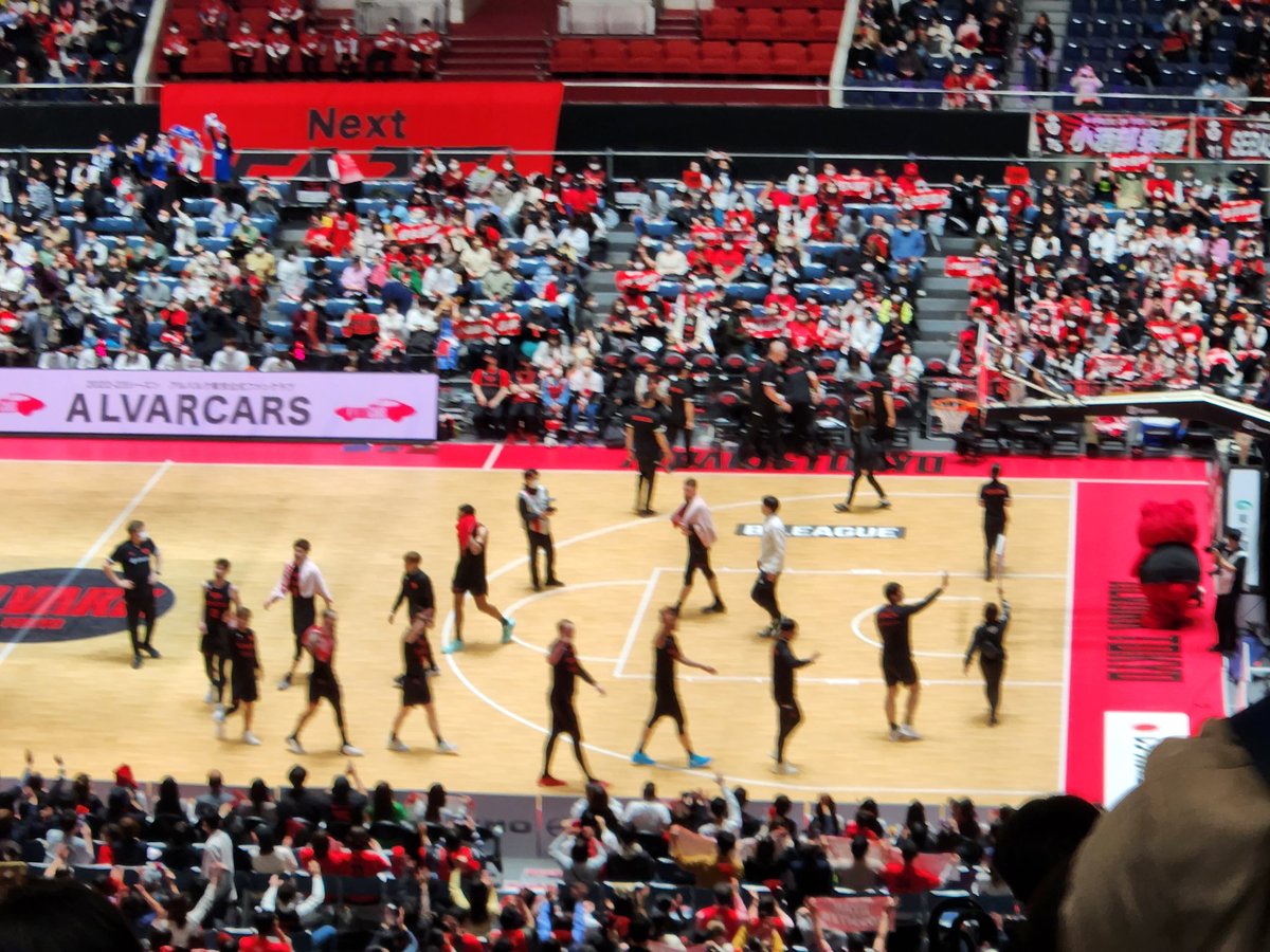 m_msnow's tweet photo. 先週久々にBリーグ(ｱﾙﾊﾞﾙｸ東京)の試合見に行ってきた❗試合は負けちゃったけど楽しかったからまた行きたいな～🎵
試合前の資生堂ﾊﾟｰﾗｰのﾊﾟﾌｪと試合後の一蘭(初めて)も美味しかった💕
#バスケ
#Bリーグ
#アルバルク東京
#ルーク
#資生堂ﾊﾟｰﾗｰ
#ﾊﾟﾌｪ
#一蘭
#ラーメン
#代々木 https://t.co/4miNLUM3mw