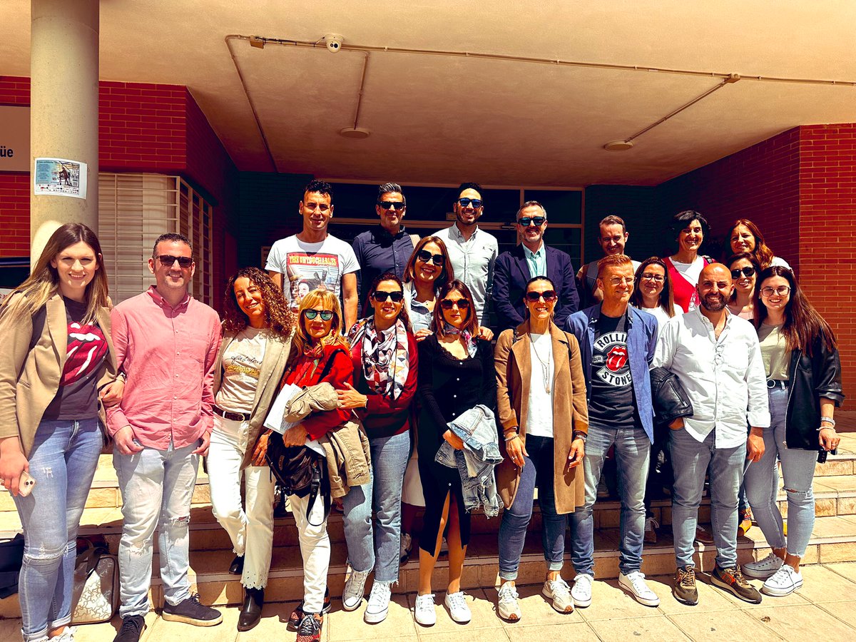 EABEJaen's tweet photo. #OpenStar más que productivo y fluido, con grandes personas y profesionales 🤩 
Atención a las noticias que van a comenzar a eclosionar 📰 🥚 https://t.co/svKpnrAn5m