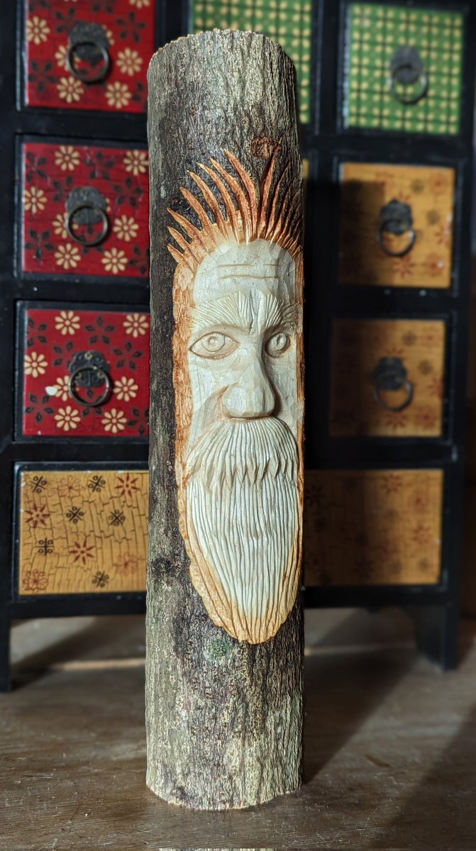 Woodyspirit's tweet photo. Woodspirit in lime wood.

@Madein_Mon @IngridASLW @RobertSorby @Morakniv #greenman #woodspirit #woodcarving #handcarved #carving #carvedwood #folkart #Folklore #whittling #Welsh #Wales #folk #woodart #whittling #charactercarving #newwoodculture #workingwithwood #woodlove https://t.co/vYcY2zsqjJ