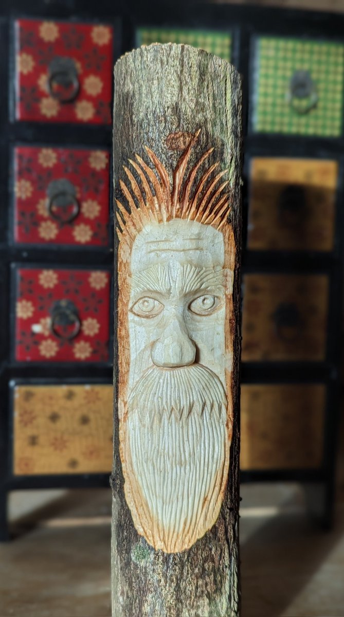 Woodyspirit's tweet photo. Woodspirit in lime wood.

@Madein_Mon @IngridASLW @RobertSorby @Morakniv #greenman #woodspirit #woodcarving #handcarved #carving #carvedwood #folkart #Folklore #whittling #Welsh #Wales #folk #woodart #whittling #charactercarving #newwoodculture #workingwithwood #woodlove https://t.co/vYcY2zsqjJ