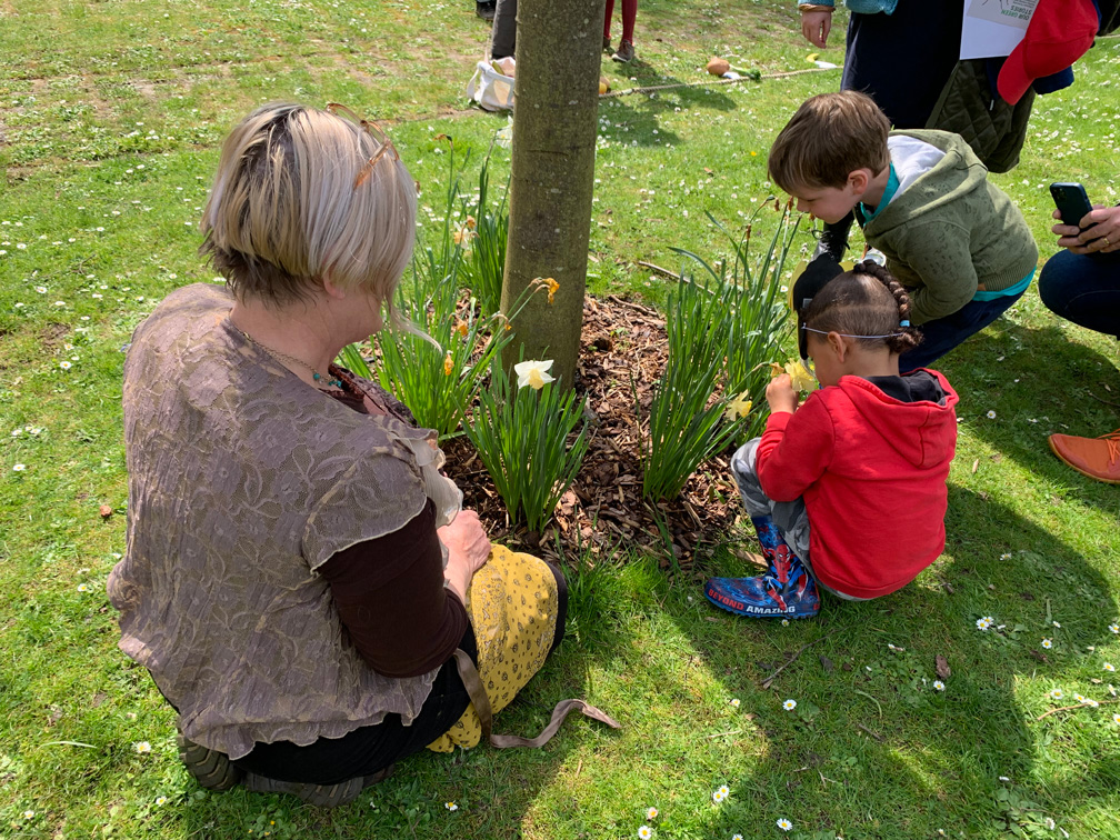 Children getting up close to nature with Nature Nurture 