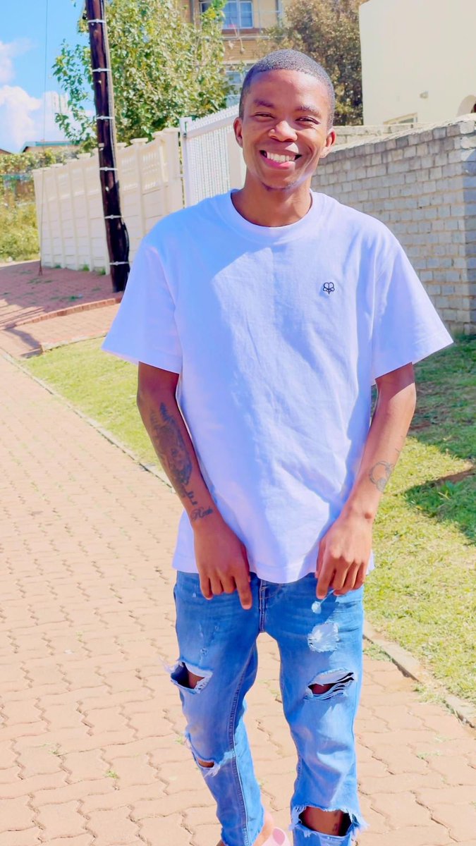 ReeH_D_J's tweet photo. Ke teng https://t.co/0UG8hhzKNZ