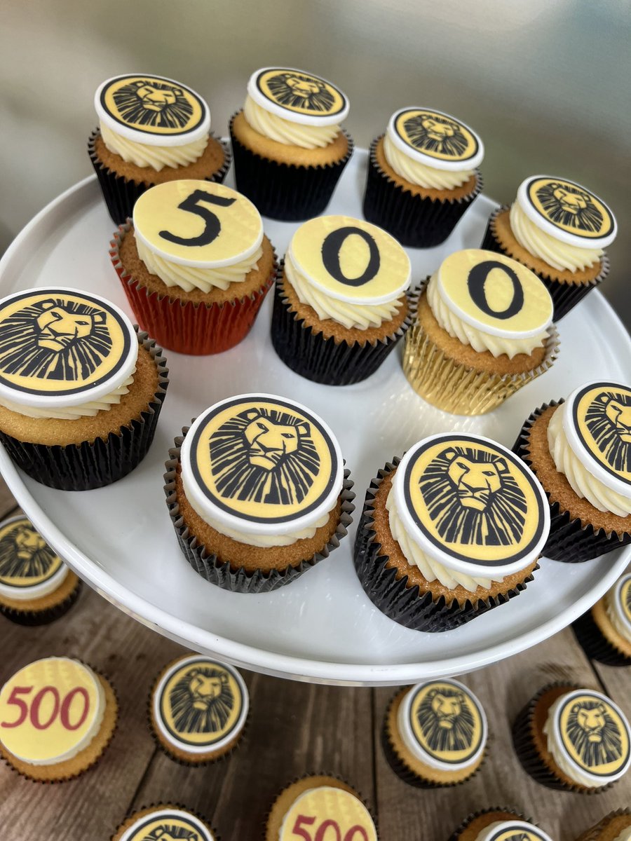 Happy 500th show <a href="/TheLionKing/">The Lion King - Musical</a> 🎉