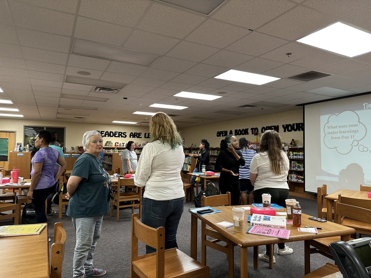 CatalinaES_OCPS's tweet photo. Dedicated Catalina teachers and Admin here on a Saturday sharpening their skills and learning new strategies! Kagan Win- Win training Day ✌🏼 #kagan #winwindiscipline https://t.co/ymgLdIfZGS