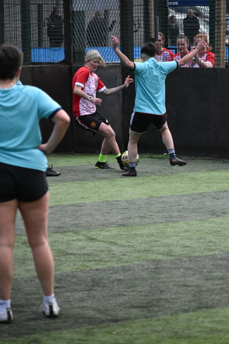 It's Saturday which means one thing... we're back for game 3 fixture in the Goals 5s league 🙌

A 14-6 win to kick start the day - brilliant game all round, we played some fantastic football and scored some belters🔥 Big up to Spice Up Yer Goals who were brilliant opponents 👏