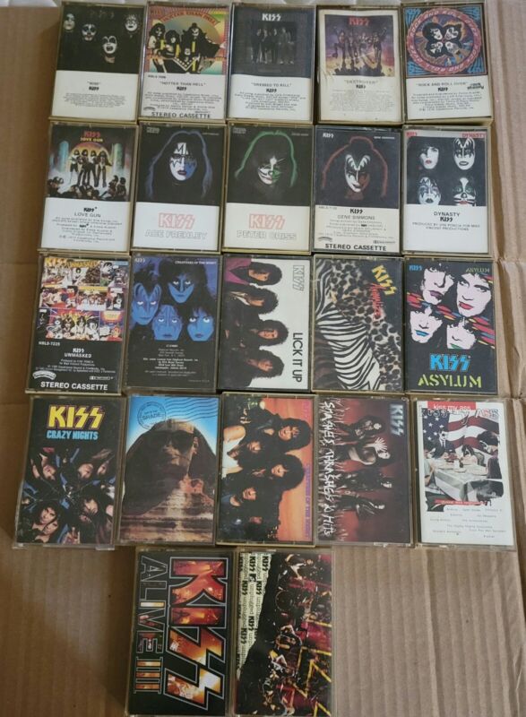collectkiss's tweet photo. Vintage Cassettes  https://t.co/gEYbRjpnqn   🥁 https://t.co/QzlcPbrJXG
