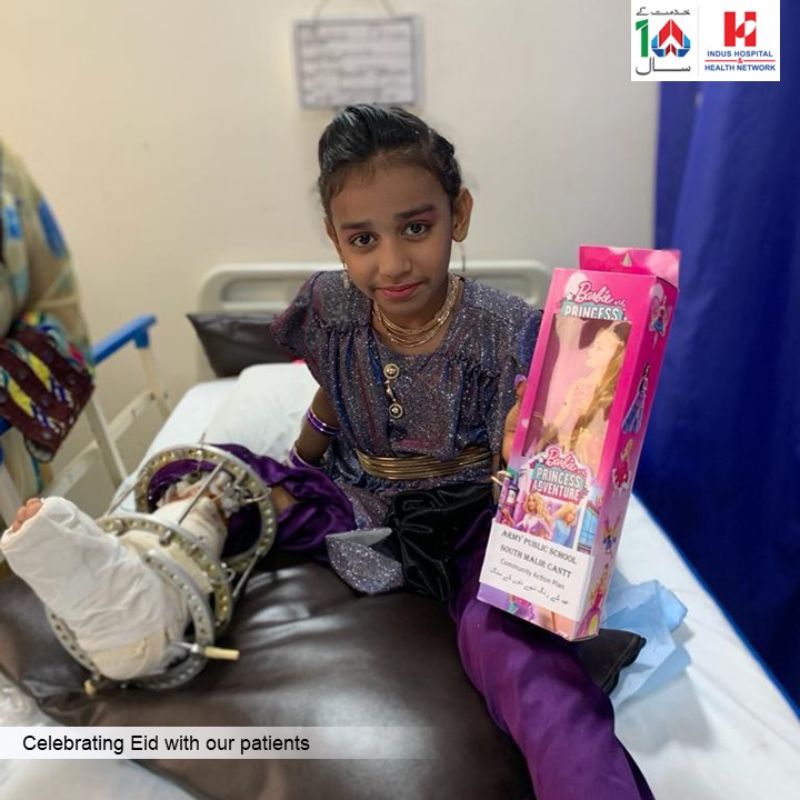 IHHN_PK's tweet photo. Our volunteers and well-wishers join our staff to celebrate Eid with our patients making it special and most memorable Eid for them and their families.
Donate online at: https://t.co/2K1Jw8lbqv
#UmeedHainAap #IndusAikUmeed #IHHN #IndusHospitalHealthNetwork #ZakatforIHHN https://t.co/KfnK94W6US