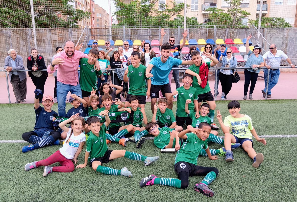 SMXathletic's tweet photo. 🏆 TERCERA ALEVÍN F8 | Grupo Tercero | Jornada 21 ⚽
✅ @SMXathletic 6 - #CDZeneta 1
📝 ¡Y llegó! 2a victoria de nuestros chicos que han hecho un auténtico partidazo de principio a fin. Merecido y necesario triunfo para levantar la moral y seguir con ganas e ilusión ✨💚 https://t.co/swp2HH29Ng