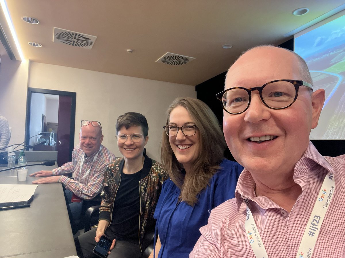 Gary Rogers tweet media