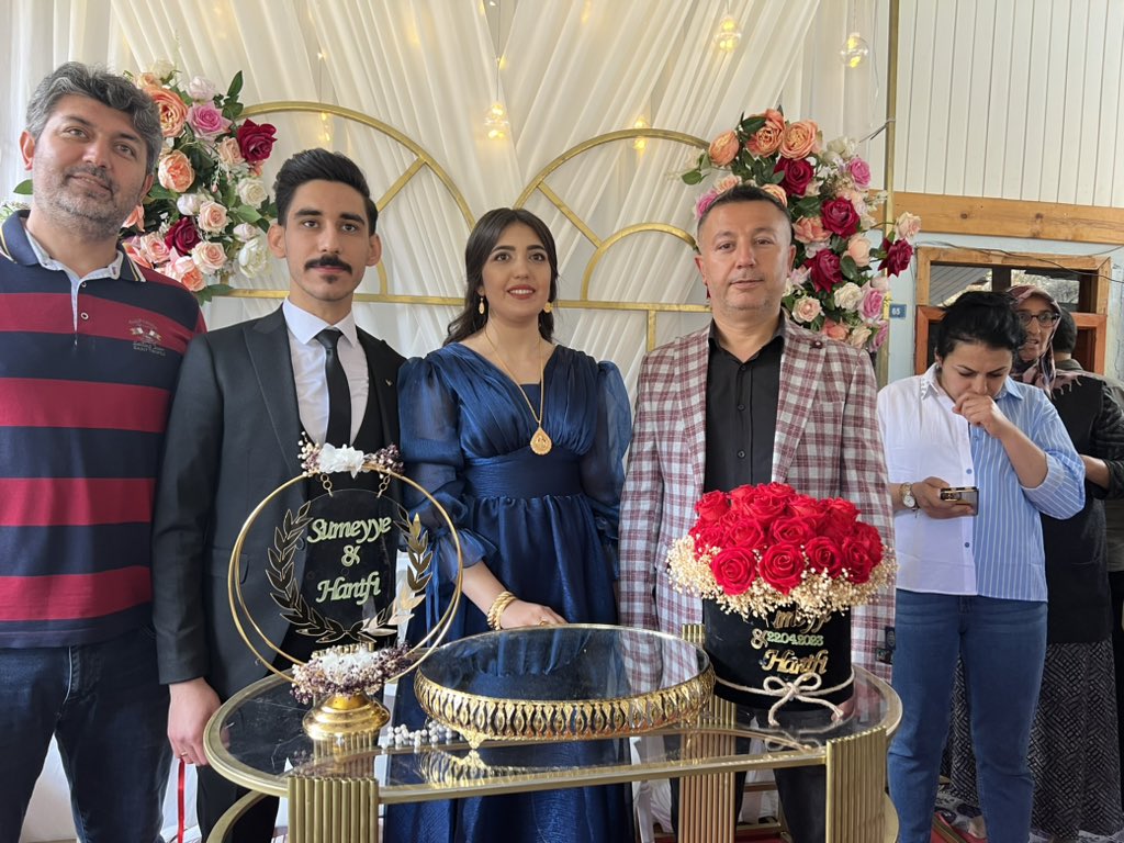 akifcorten's tweet photo. Feke Çandırlar Köyümüz Muhtarı amcam Bilal Çörten’in kızı #Sümeyye ve #Hanifi kardeşlerimizin Söz yüzüğünü Taktık…Bu vesileyle Hemşehrilerimizle Bayramlaşma imkanı bulduk.
Allah tamamına erdirsin… https://t.co/KS6sogwYS4