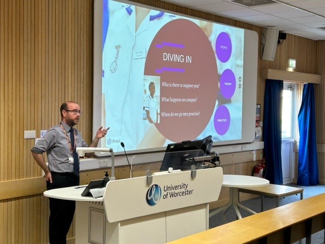 UoW Three Counties School of Nursing of Midwifery tweet media