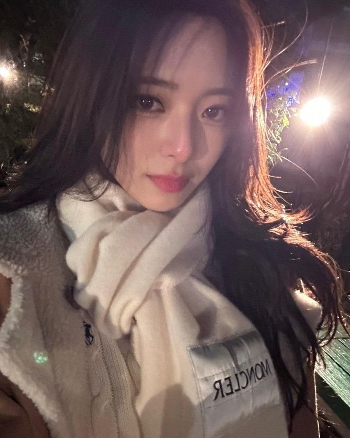 youngqueenbitch's tweet photo. джуп ты занбал 

#PROTECTITZY @jypnation @ITZYofficial https://t.co/1oRgW9KbBr