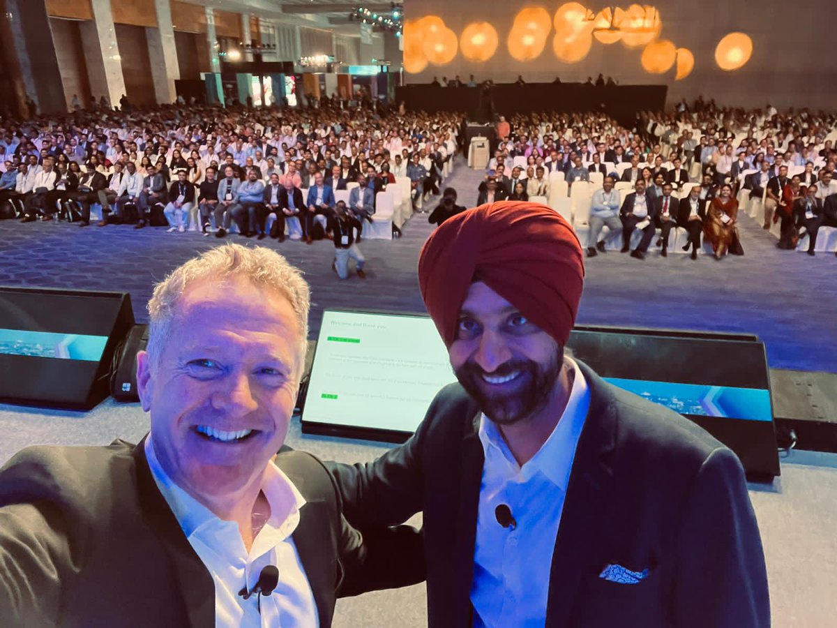kulmeetbawa's tweet photo. Such amazing energy at the #SAPNOW event!! A Big Thank You to Team @SAPIndia, to the Hon’ble Minister @Rajeev_GoI and to our customers, partners and the media community for joining us and making it so special 🙏 @SAP @pmmarriott @srishtant https://t.co/cuZG7Y7Ta4