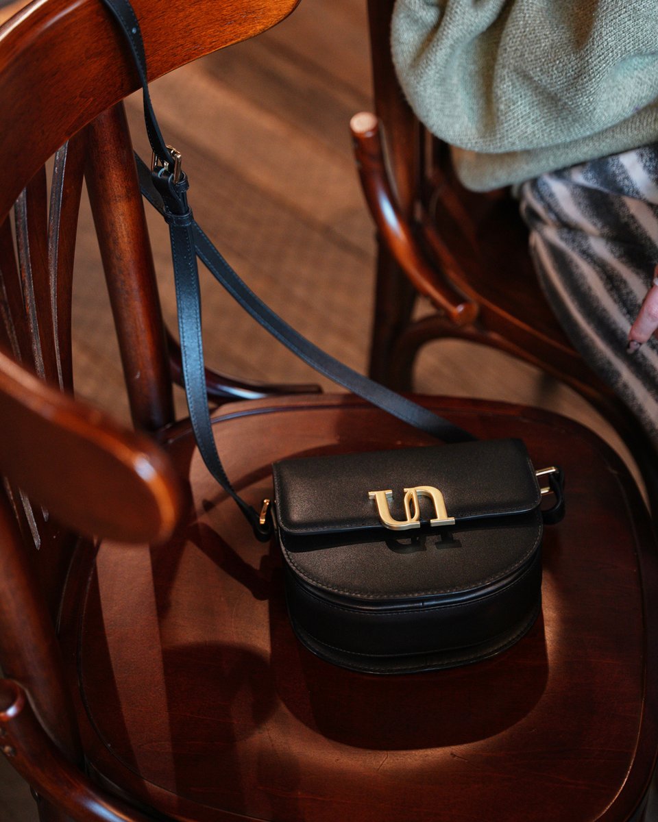 unitudeofficial's tweet photo. UN Legato Mini Saddle Bag - Major Black https://t.co/xvf4vcrB4q