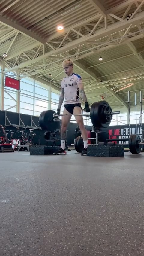 SportsCenter on X: "¡No descansa! Alejandro Garnacho entrenó en el gimnasio y continúa preparando su regreso a las canchas. https://t.co/iSNMnl4Xmp" / X