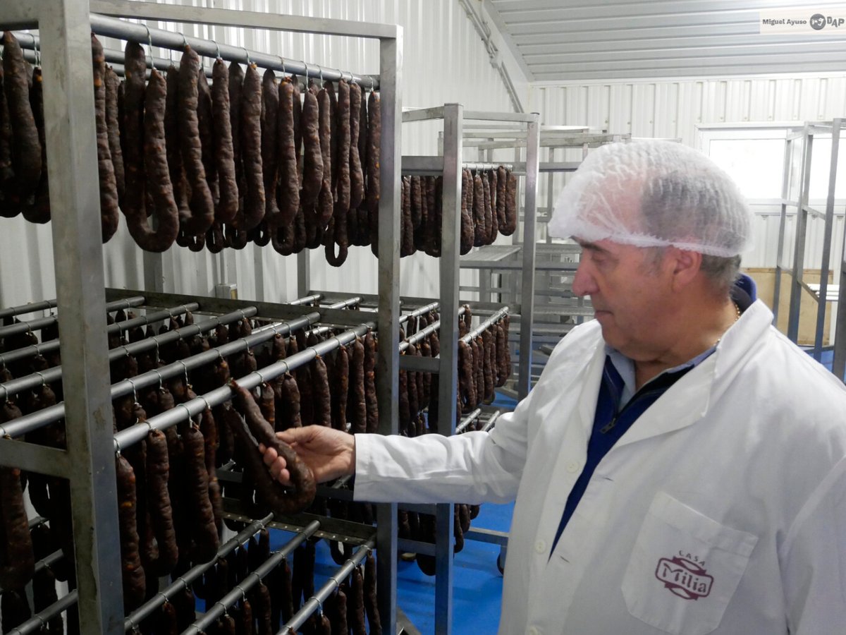 degustandoxmad's tweet photo. #gastronomia #chacinas #compango #españa #asturias
Casa Milia, el mejor obrador de embutidos de Asturias
https://t.co/dy6YWDD89L https://t.co/8X0dGSkOpm