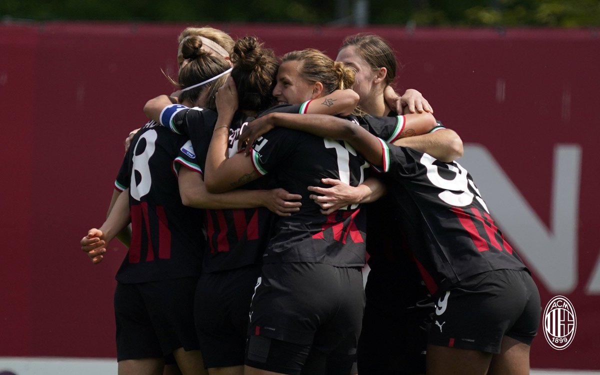 #MilanInter 3-1
A big win for the Rossonere ❤️🖤

Un grande Derby per le rossonere ❤️🖤

#FollowTheRossonere #SempreMilan