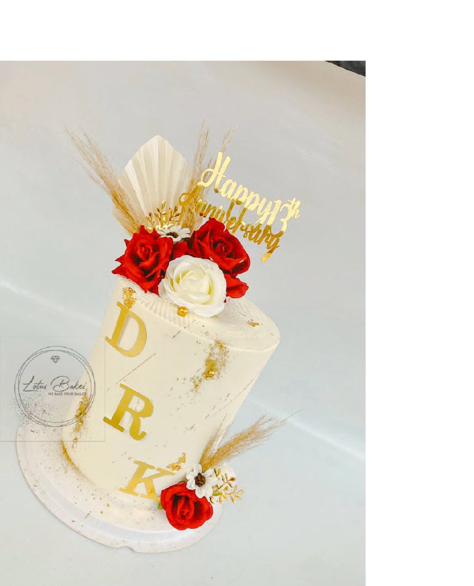 LotusBakes_ZM's tweet photo. Issa celebration of love 💕 https://t.co/DJ5tr6FKiZ