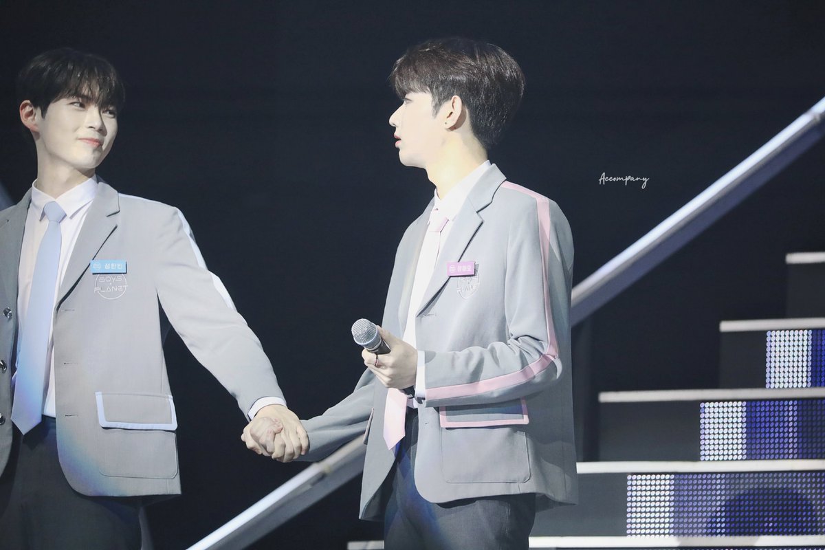 Accompany_bn's tweet photo. 230420 파이널 

💕

#장하오 #ZHANGHAO  #章昊 #성한빈 #SUNGHANBIN  #보이즈플래닛 #BOYSPLANET #ZB1 #빈늘 https://t.co/j9XgSLPT5I