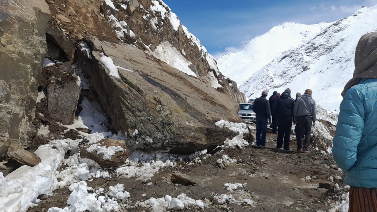 Radio News Kargil tweet media
