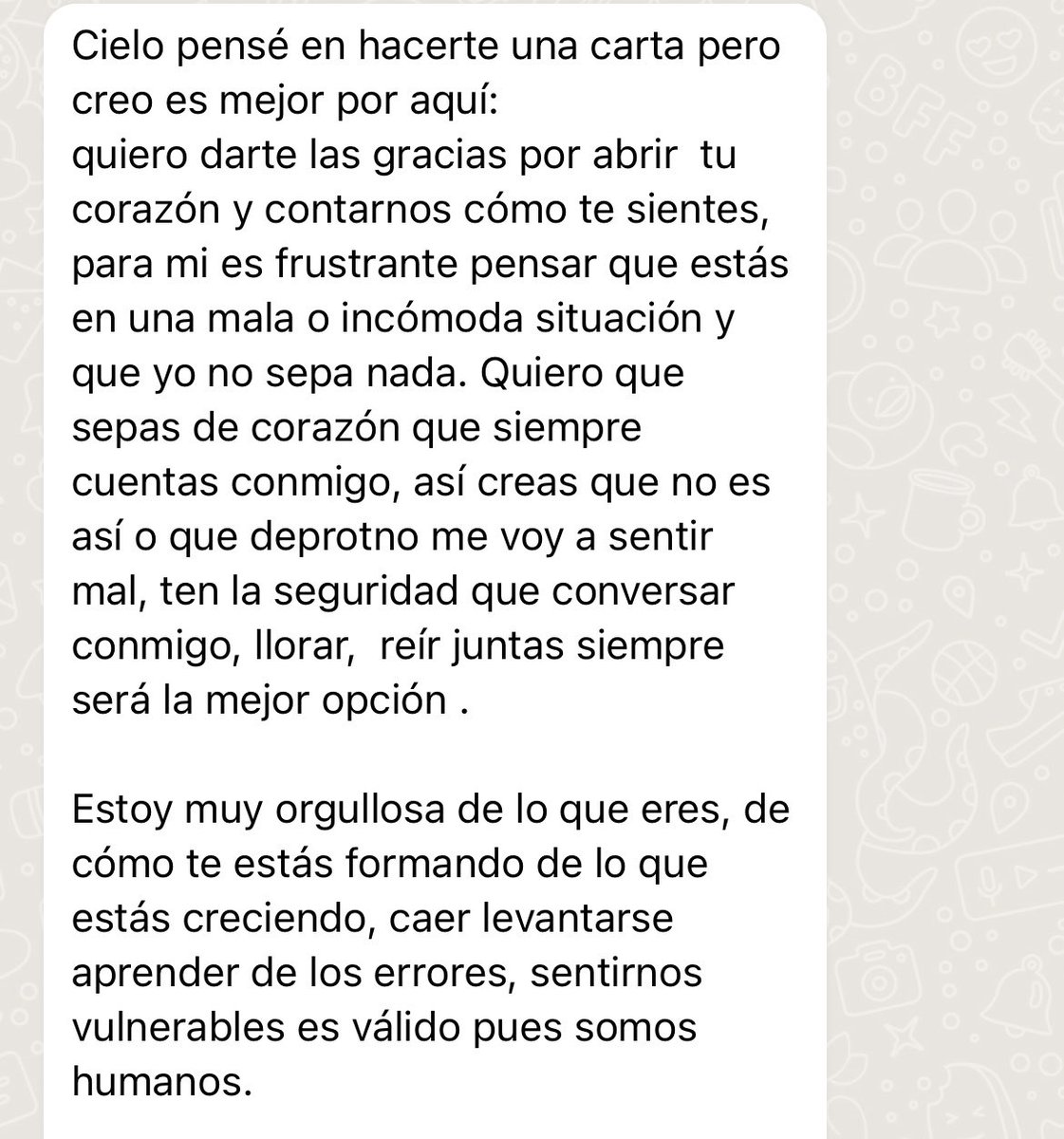 _lu_921's tweet photo. La compañía de mi mamá siempre será la mejor opción. https://t.co/naMAjsdrzD