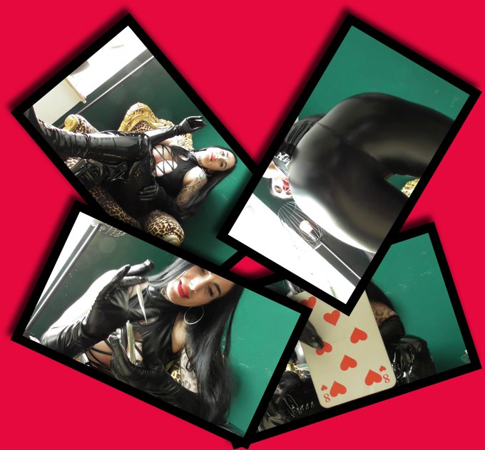 Es gibt einen neuen SCHN&Uuml;FFELCLIP- "DIE KARTE ENTSCHEIDET" ! Der Clip hat eine L&auml;nge von 10:12min! 25&euro;<a href="/tag/joi"class="tags"><span>#joi</span></a><a href="/tag/wetlook"class="tags"><span>#wetlook</span></a><a href="/tag/lack"class="tags"><span>#lack</span></a><a href="/tag/overkneestiefel"class="tags"><span>#overkneestiefel</span></a>