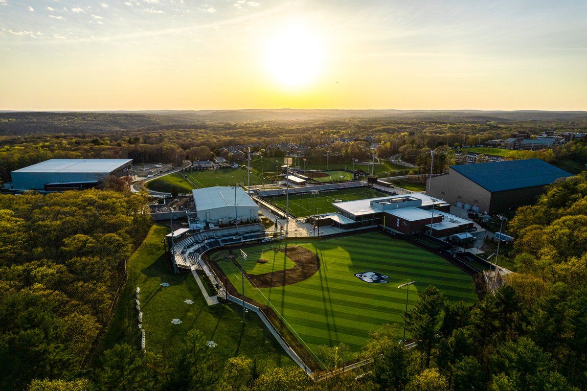UConnHuskies's tweet photo. Happy Earth Day! 🌎 https://t.co/fRx6qw6iXM
