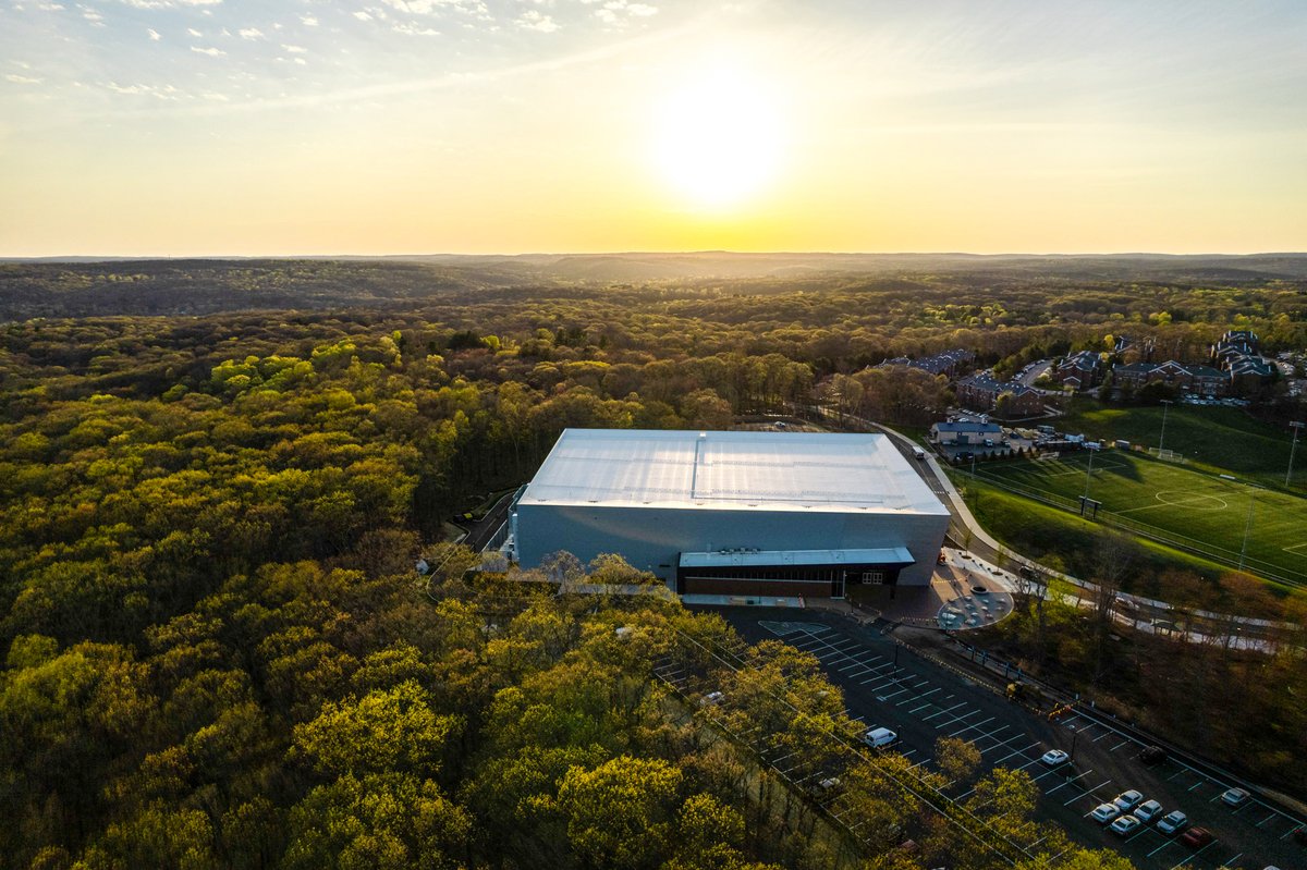 UConnHuskies's tweet photo. Happy Earth Day! 🌎 https://t.co/fRx6qw6iXM