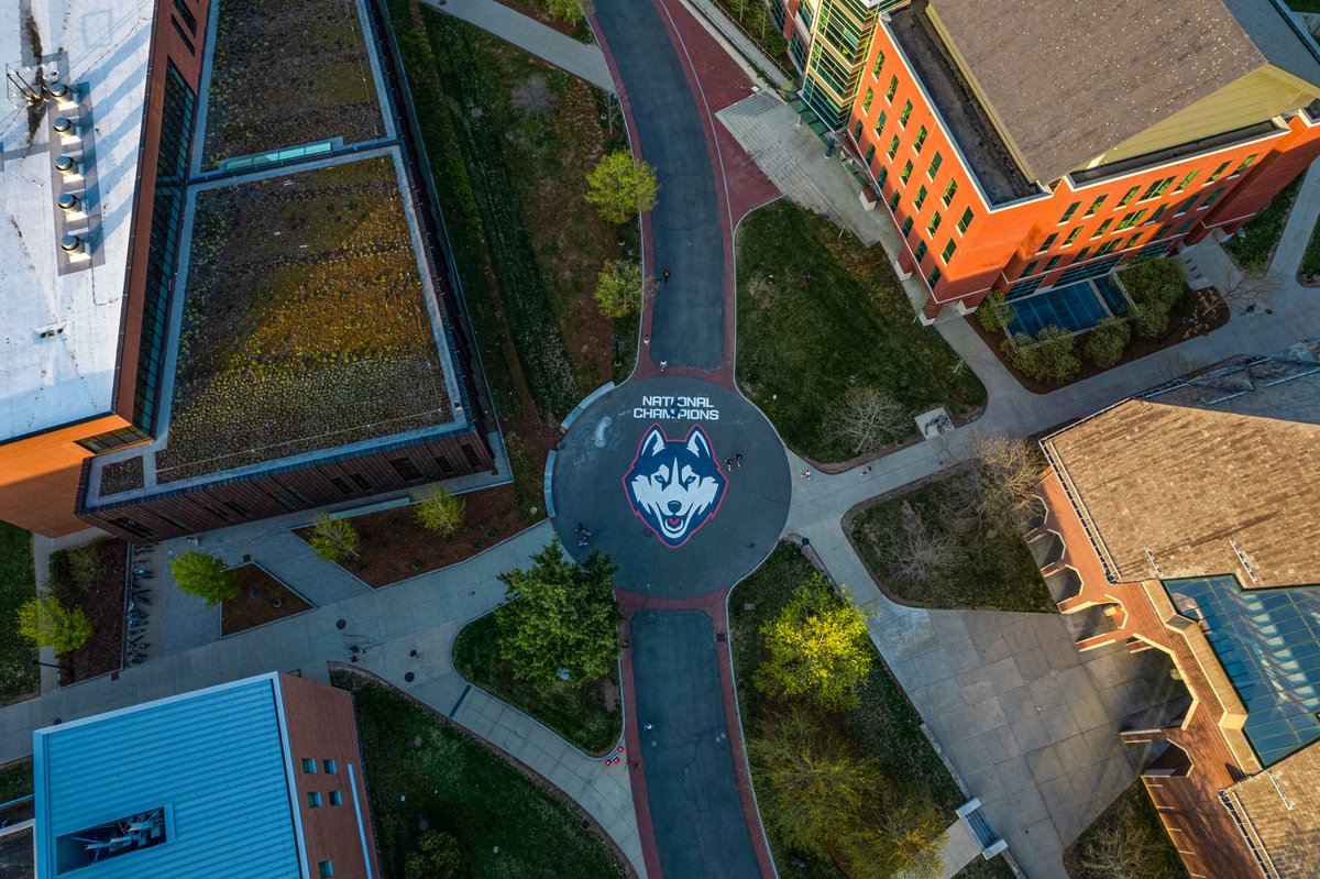 UConnHuskies's tweet photo. Happy Earth Day! 🌎 https://t.co/fRx6qw6iXM