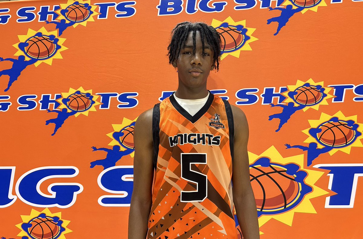 BigShotsGlobal's tweet photo. #BIGSHOTS #CarolinaLive 

16U

GA KNIGHTS 66
5 Quez Williams 21
6 Cameron Green 10

GRINDHOUSE LAKERS
3 Kyle Broughton 18 https://t.co/GrggaSCh4t