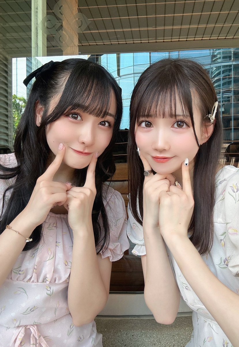 Hinari_FESTIVE's tweet photo. …

ひなひなでおそろい💐 https://t.co/8nWgez1ay4