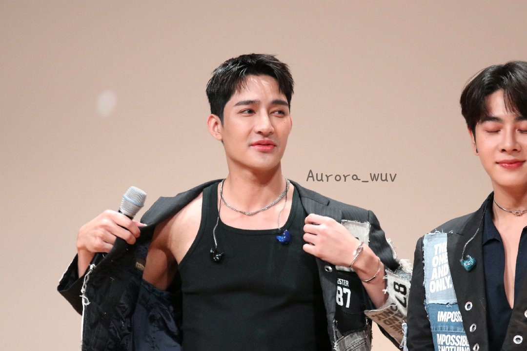 Aurora_wuv's tweet photo. 230422 GMM FANDAY FAN Meeting Preview 

우리는 Drop it like HOT HOT HOT🔥

#GMMTVFANDAY3 
#EMJDfandayxSEOUL #EarthMix https://t.co/a09cJ7Wjvi