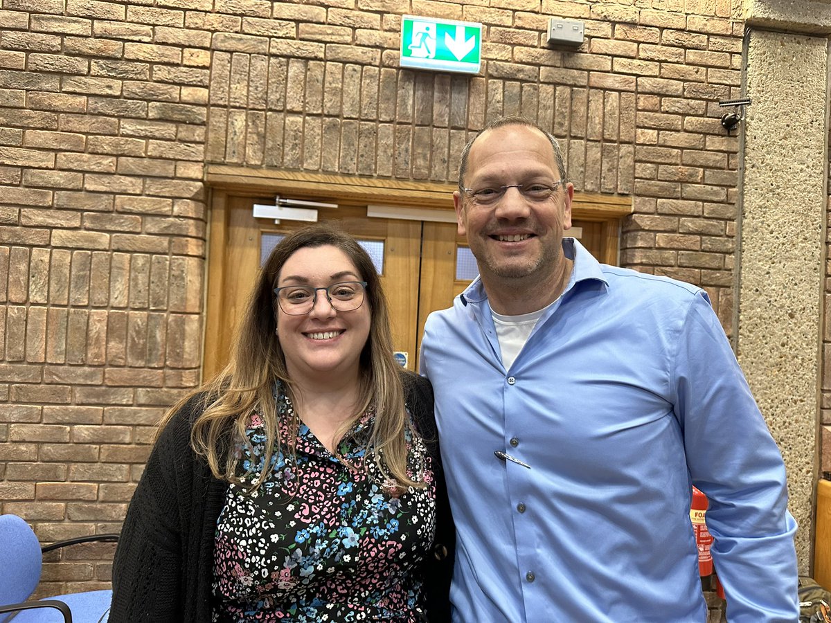 MrsL_learning's tweet photo. Incredible CPD delivered by the insightful &amp; inspirational @Doug_Lemov! Thank you @sta_cmat for these amazing opportunities! #DouginLondon #teachlikeachampion #belonging #Psychologicalsafety #classroomculture https://t.co/aLqbNH9Xbb