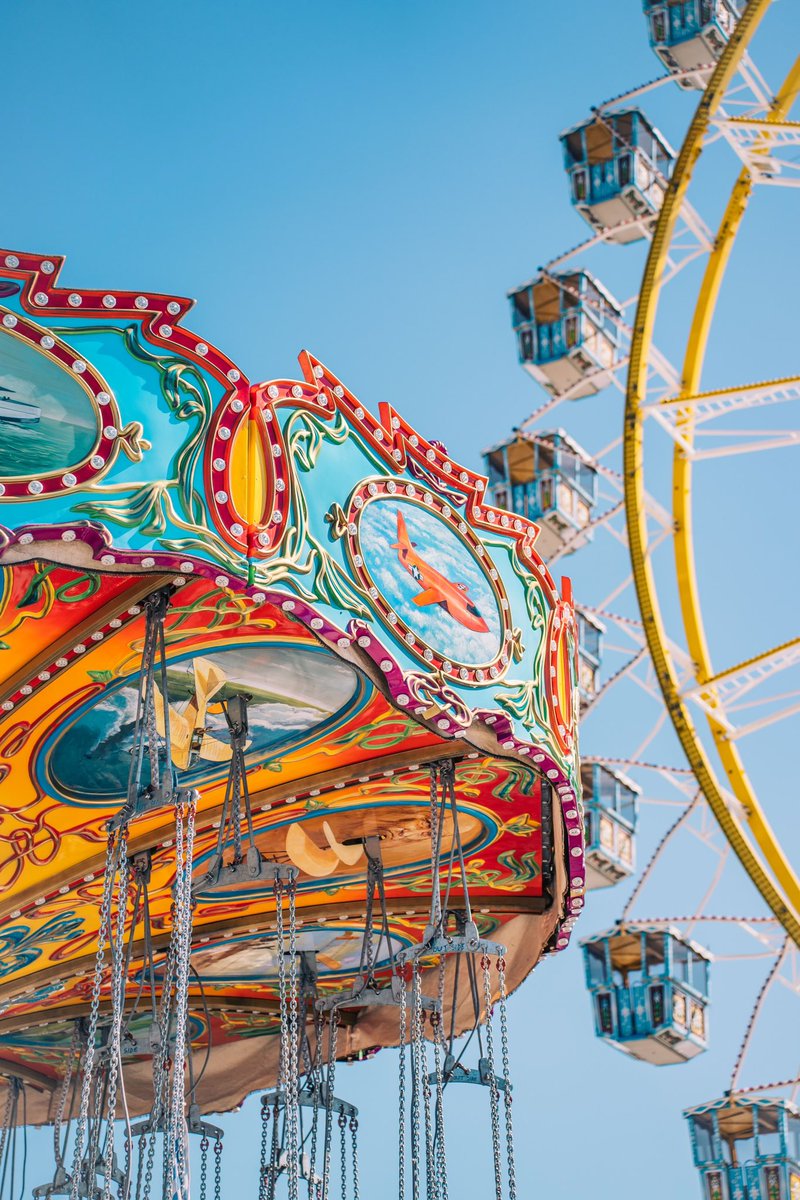 betterbenais's tweet photo. Ferris Wheel at Spring Festival Munich.
#photography #photo #germany #photooftheday #urbanphotography #streetphotography #streetphotographer #noaiart #artystics #artistic #munich #muenchen #Fruehlingsfest #festival #ferriswheel https://t.co/KMLYc1y5IE