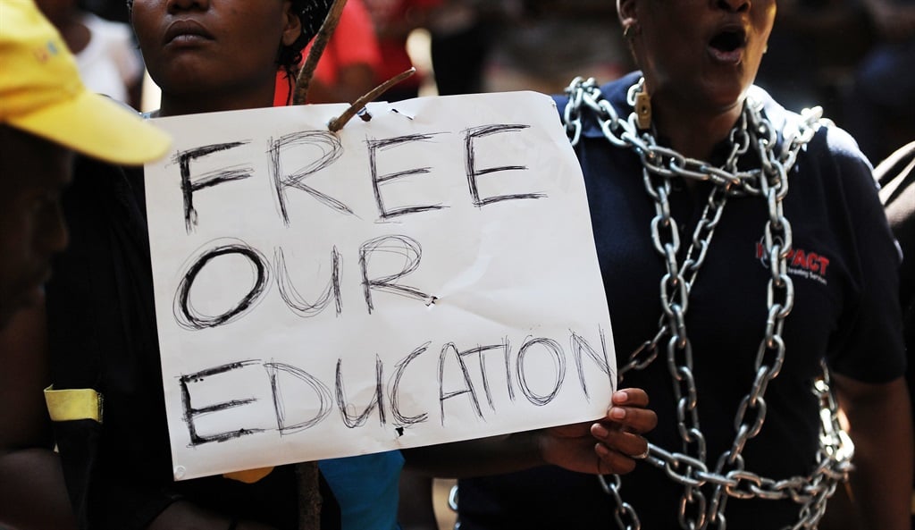 An investigation by the Special Investigating Unit (SIU) has revealed that the National Student Financial Aid Scheme (NSFAS) has paid over R5 billion from 2018 to 2021 to students who did not qualify for bursaries ow.ly/PFKN50NPETp.