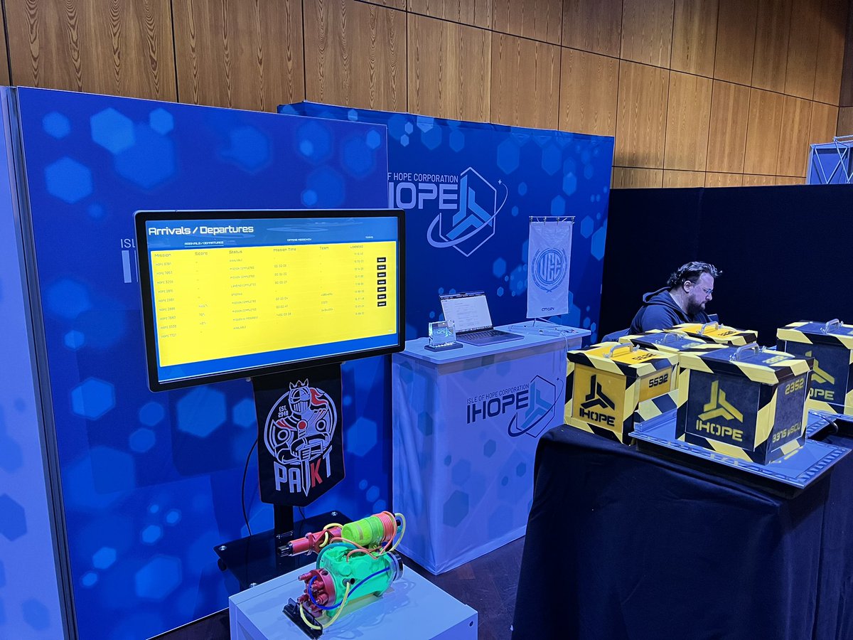 IsleofHopeCorp's tweet photo. #con42 Booth ready to go.
#StarCitizen @RobertsSpaceInd https://t.co/H26xJaaa91
