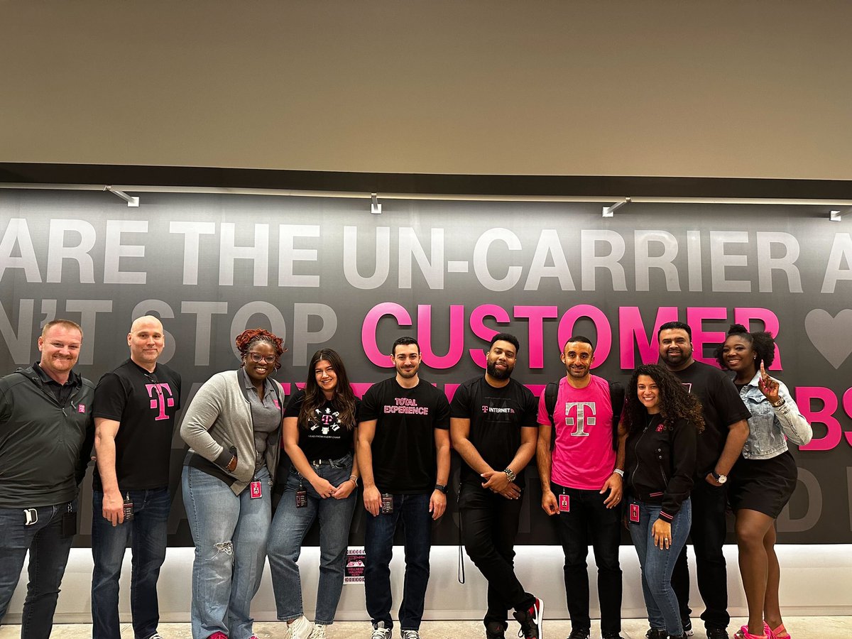 Spent a great week with the “Beasts of the East” in Total Experience!! Thanks to <a href="/mikeluellen/">mike luellen</a> and the RVA team for hosting us, and @tomjyang and @SimeonBookerIV for the amazing content!