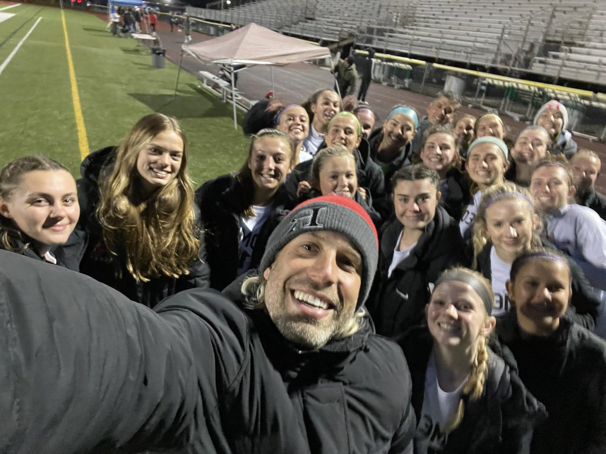 1-0 over St Clair 
#winitfortheselfie #missionzero