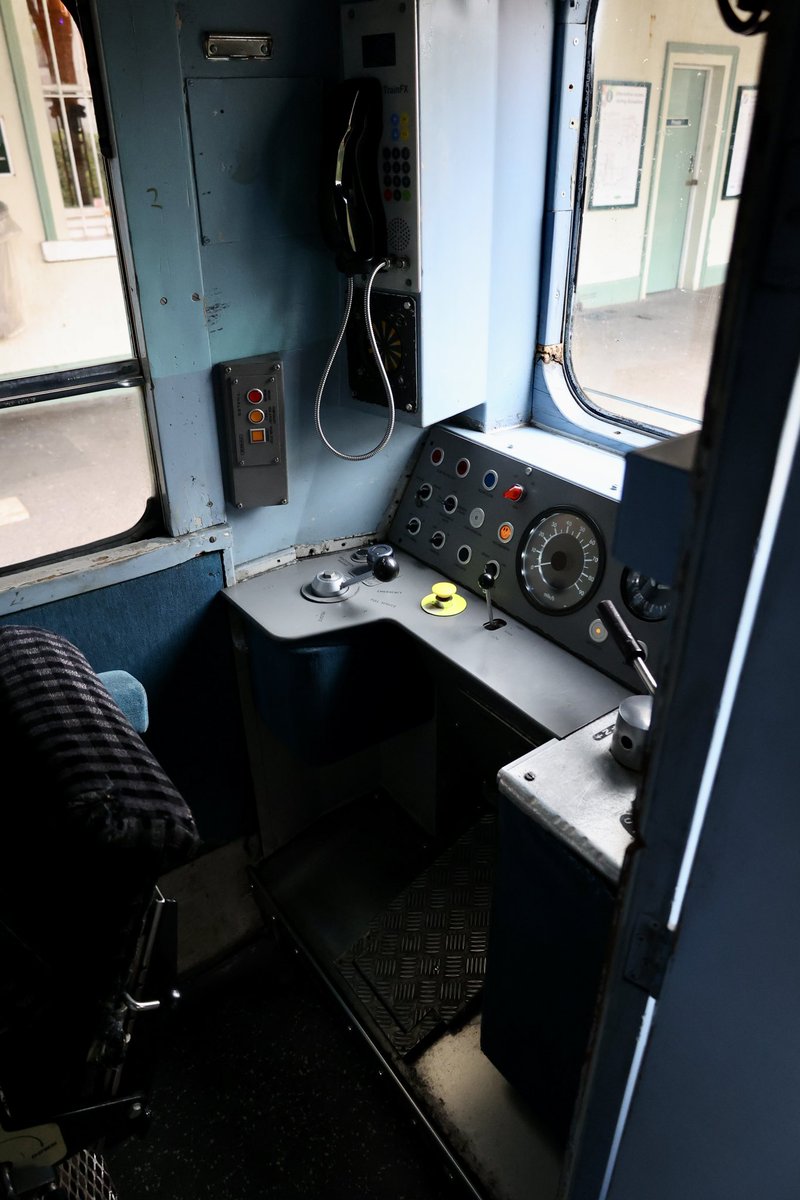 brownandrew15's tweet image. 313212 at #Seaford, where the guard let me have a look in the rear cab. #Class313