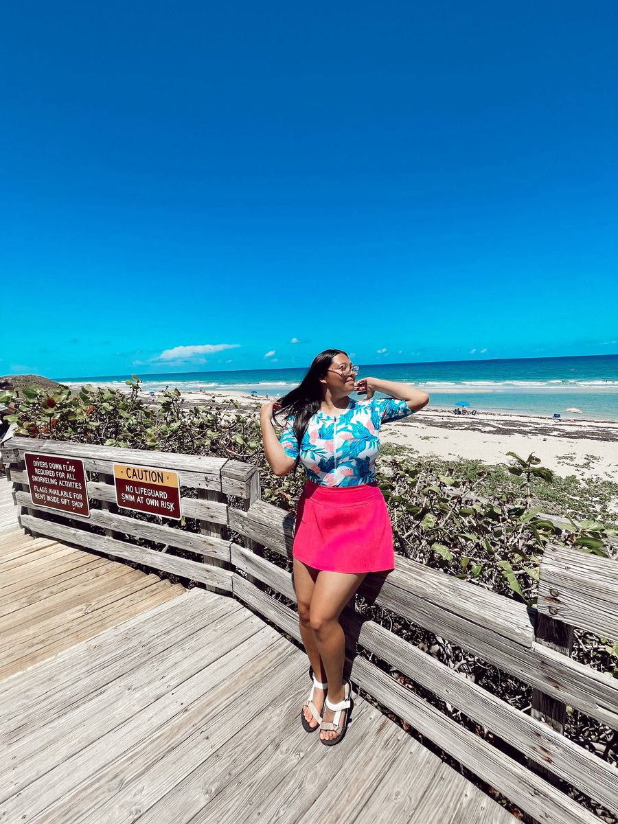 alliahacosia's tweet photo. 🌊🌴 https://t.co/KA6Ye43Bov