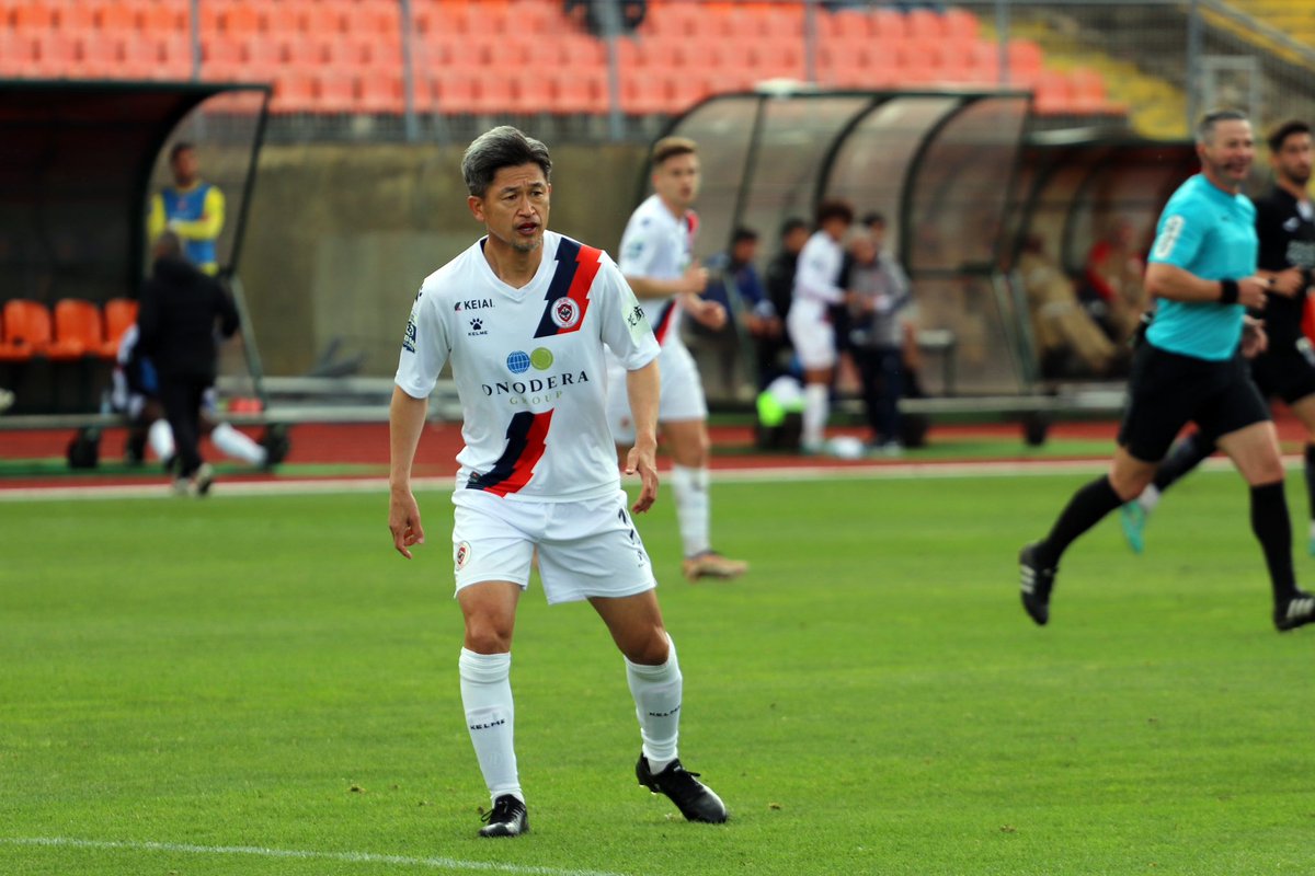 oliveirense_sad's tweet photo. A idade é apenas um número e Miura Kazu estreou-se ao serviço da UD Oliveirense SAD no triunfo folgado, por 1-4, diante do Académico de Viseu ❤️💙

#𝗨𝗗𝗢 #𝗦𝗼𝗺𝗼𝘀𝗨𝗻𝗶ã𝗼 #𝗢𝗥𝗲𝗴𝗿𝗲𝘀𝘀𝗼𝗗𝗮𝗨𝗻𝗶ã𝗼 https://t.co/c0n9148HPe