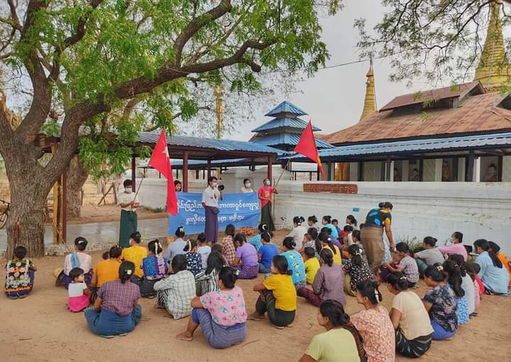 miN13700's tweet photo. Pro-democracy residents in Letpadaungtaung area of Sagaing Region continued their regular anti-dictatorship protest on April 22.

#LegalizationOfNUG
#2023Apr22Coup
#WhatsHappeningInMyanmar https://t.co/v4xO56GIaP