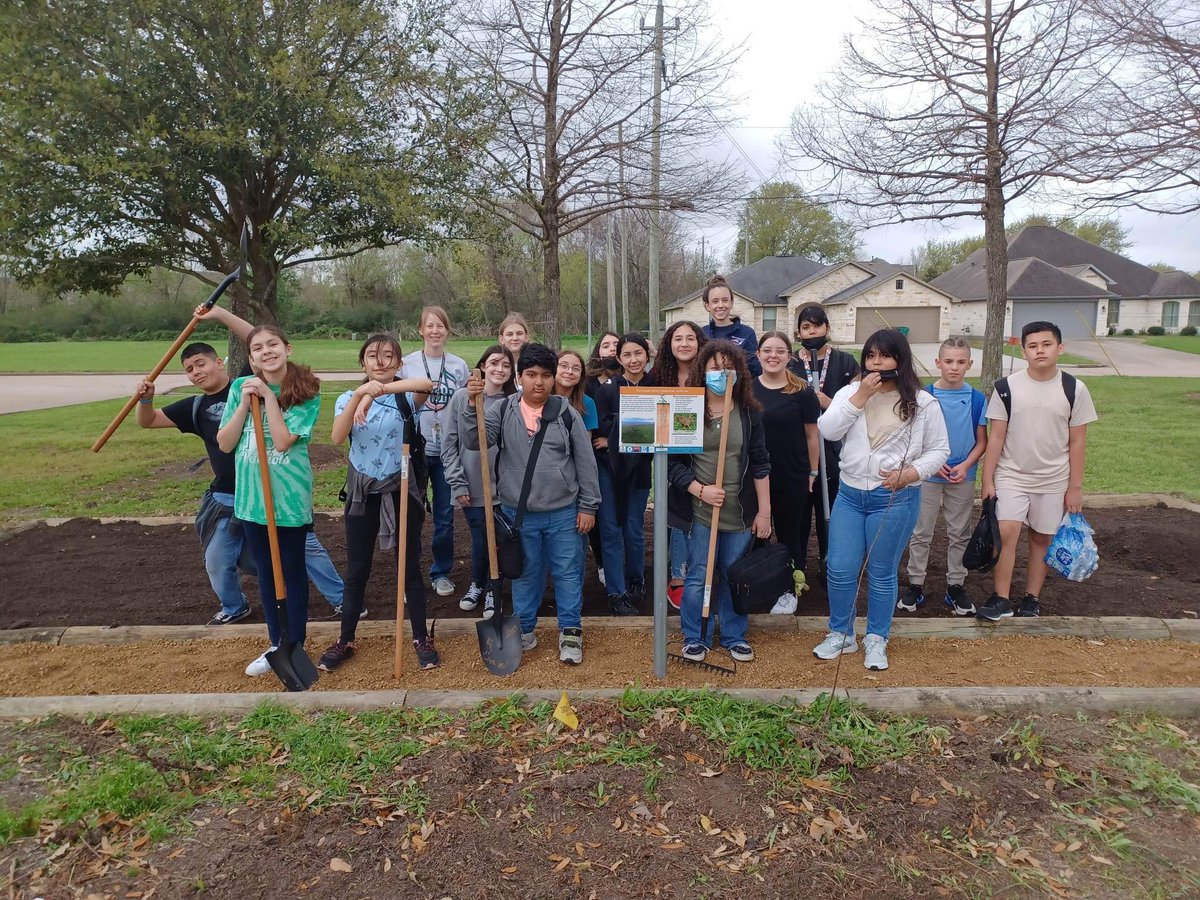 TheBondyInt's tweet photo. What better day than Earth Day to highlight the incredible transformation made in our pocket prairie garden! We doubled the size of the garden, replaced all of the plants that were lost in the freeze, &amp; applied for it to be a world certified butterfly way-station!#BondyProud https://t.co/X03sZJiQow