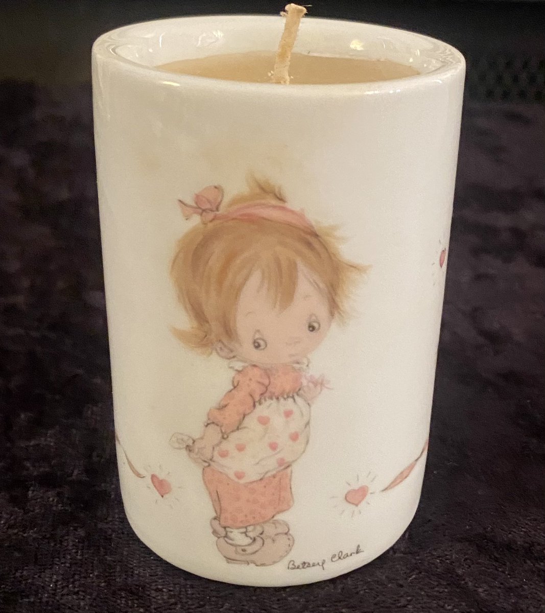 emmasattic98's tweet photo. Vintage Hallmark Betsey Clark Rose-Scented Candle Holder and Candle by EmmasAtticTreasures https://t.co/pIv6xXEBJB via @Etsy #BetseyClark #CandleHolder #RoseScented #Halllmark https://t.co/BAjAUWDJDH