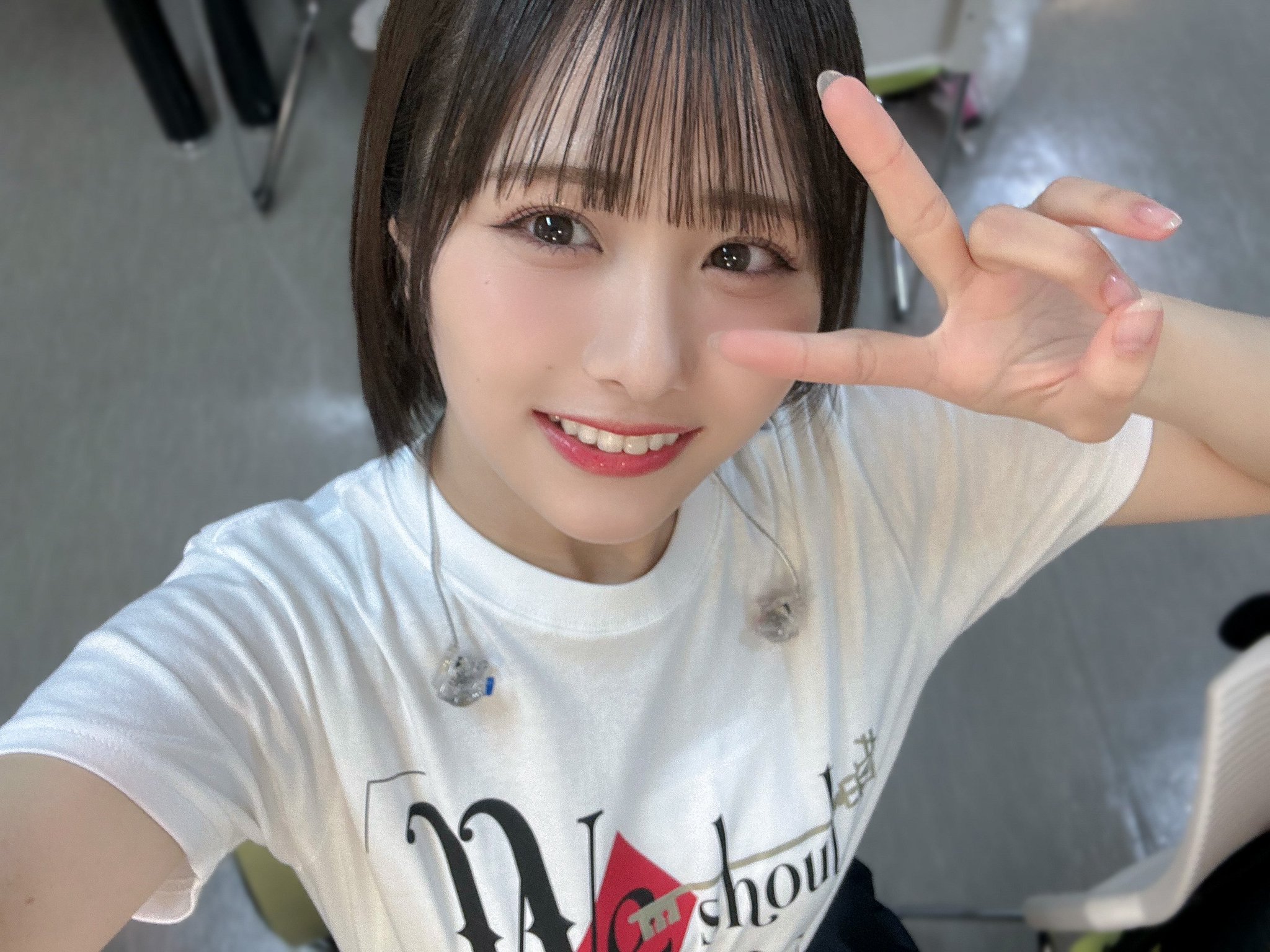 x*様 ノイミー 尾木波菜 メンカラユニフォームTシャツ 生写真 直筆 コメあり x*様 ノイミー 尾木波菜 メンカラユニフォームTシャツ 生写真 直筆 コメ