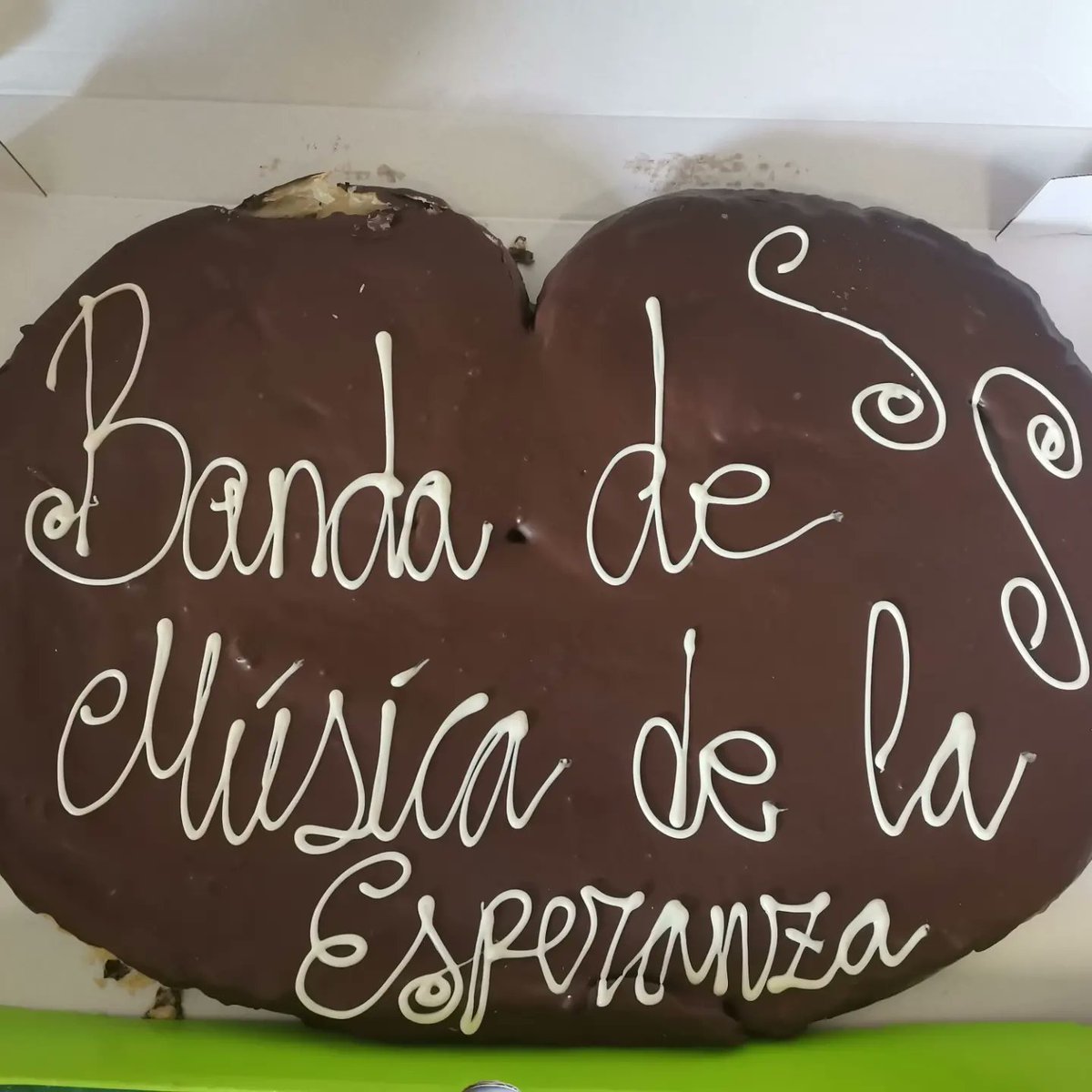 bmESPERANZA's tweet photo. Tras la Semana Santa, hoy nos hemos reunido para hacer balance de nuestra actividad musical y almorzar todos juntos en las dependencias de @pasoyesperanza.

#BMEsperanza ⚓
#XXXAniversario https://t.co/ThePLTRJzN